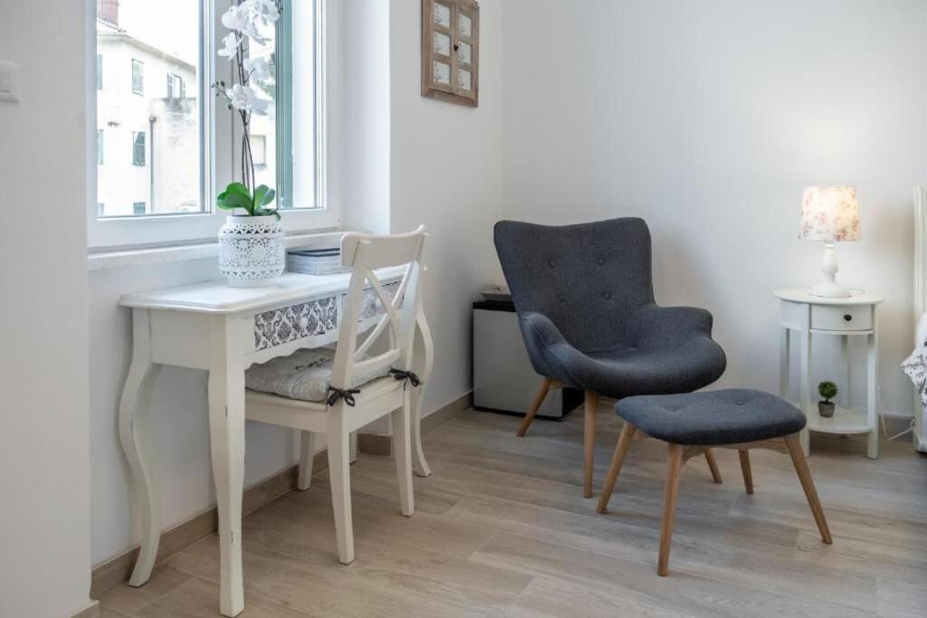 Apartments And Room Poesia Σπλιτ Εξωτερικό φωτογραφία
