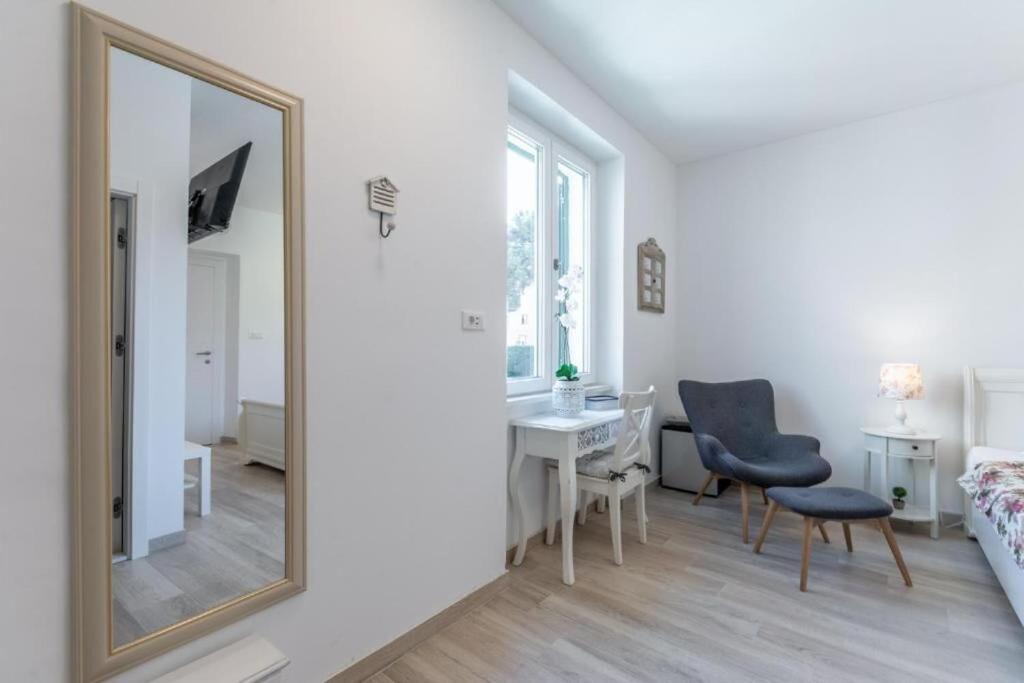 Apartments And Room Poesia Σπλιτ Εξωτερικό φωτογραφία
